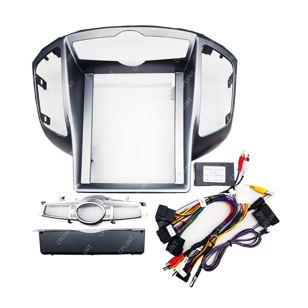 Suitable for chevrolet captiva captiva car navigation frame audio restoration panel versatile frame bracket